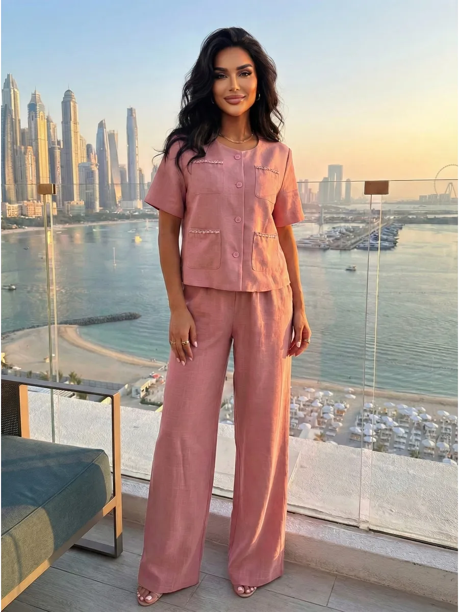 Костюм женский брючный