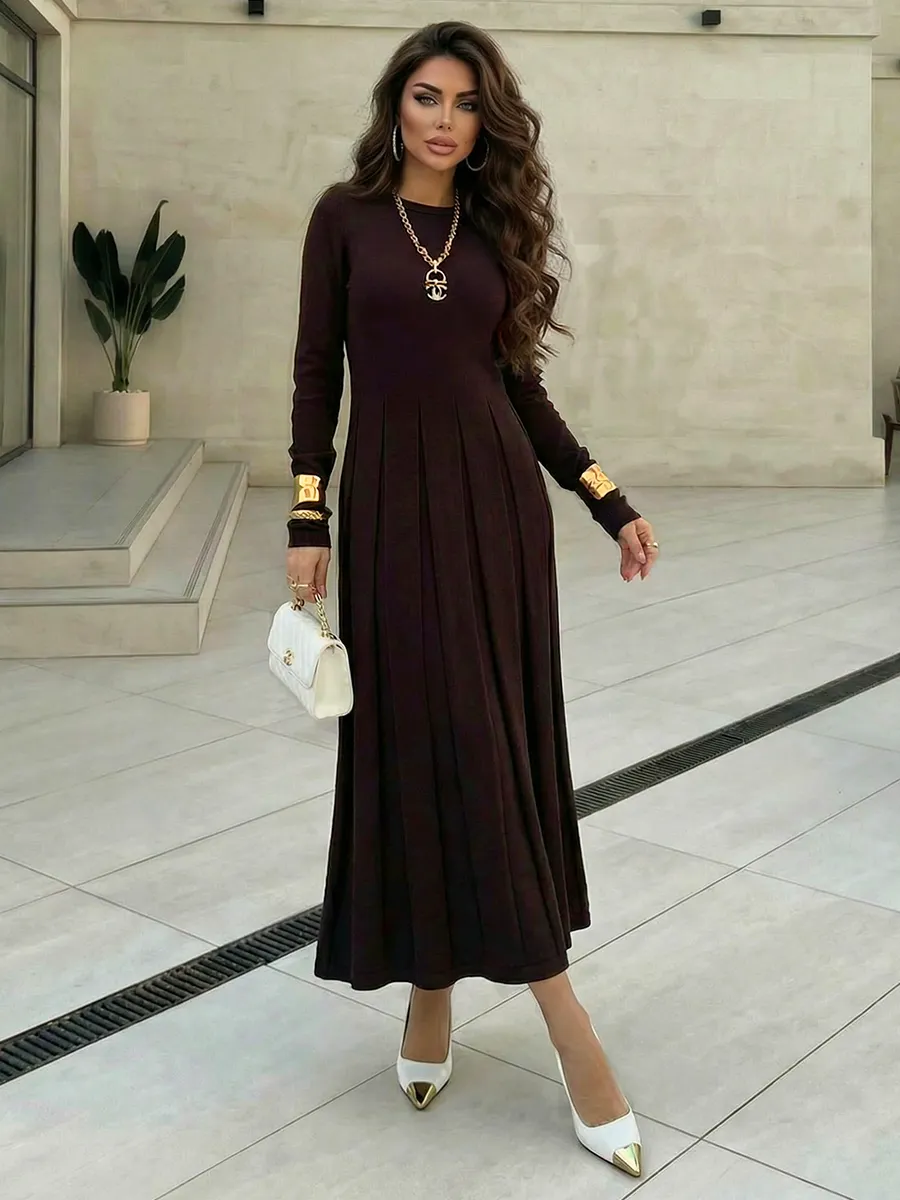 Теплое платье вязаное трикотажное повседневное