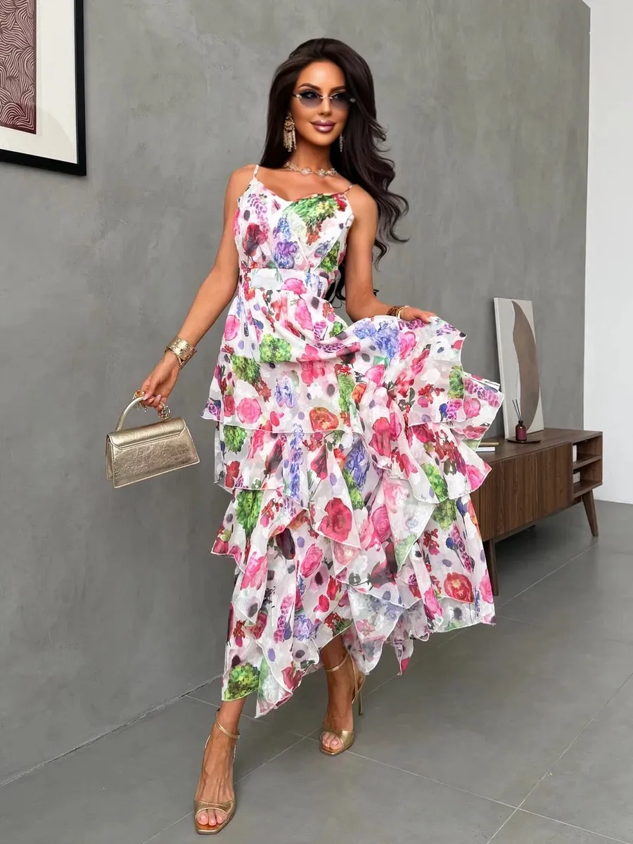 Летнее легкое платье праздничное длинное