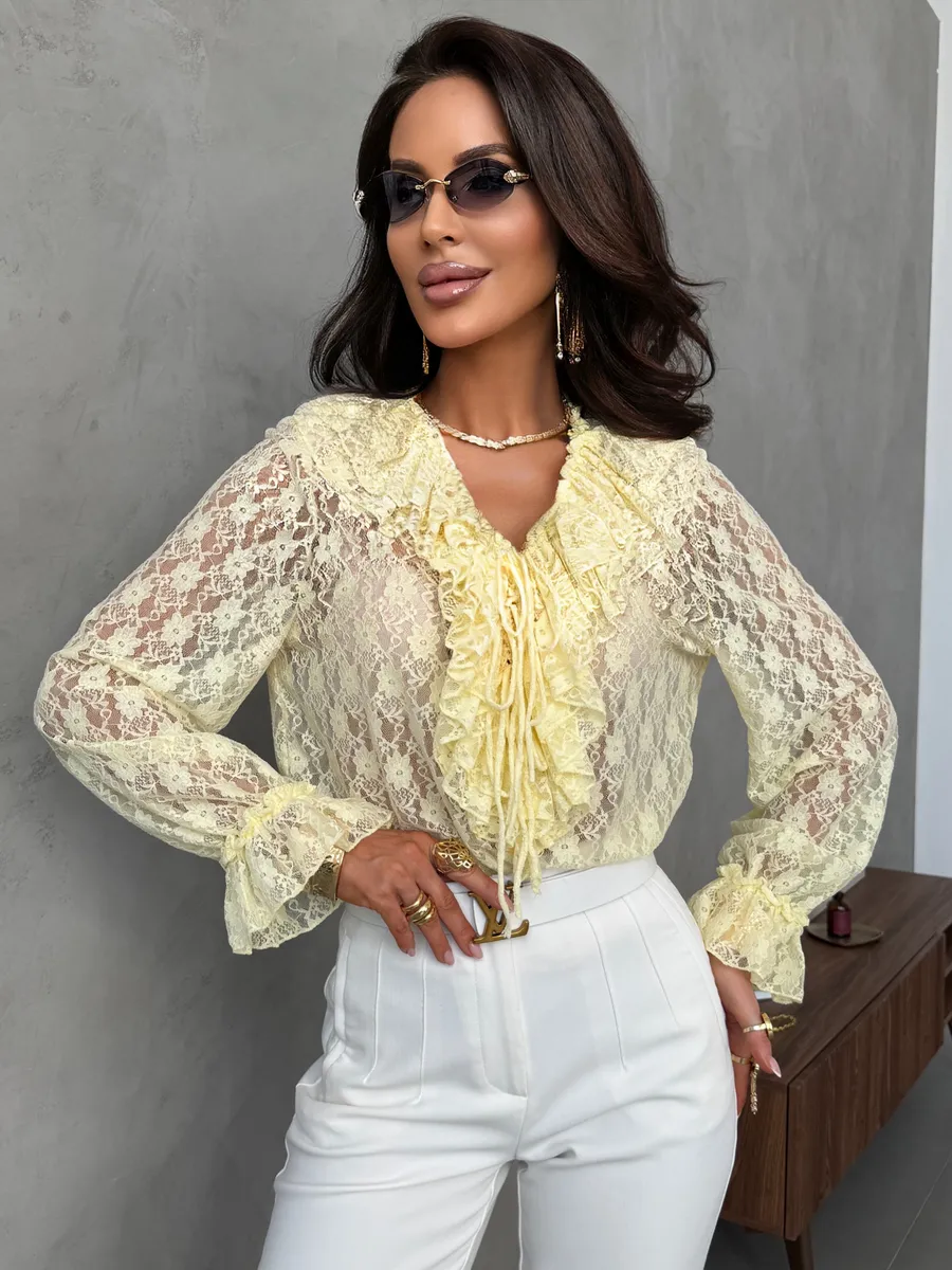 Нарядная кружевная блузка праздничная вечерняя